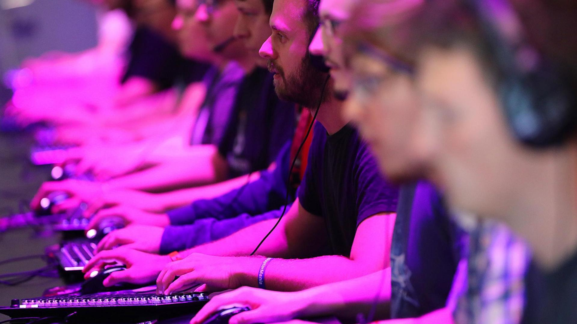Wenn Computerspielen zur Krankheit wird — Deutschlandfunk, 2018
